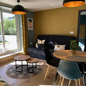 Proche Hopital, Jardin Privatif La Tronche (Isere)